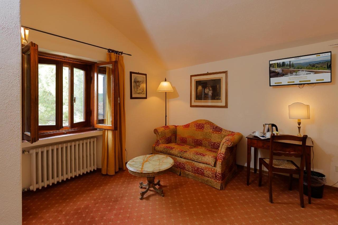 Relais Vignale & Spa Radda in Chianti Exteriör bild