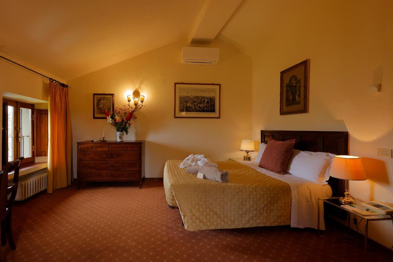 Relais Vignale & Spa Radda in Chianti Exteriör bild